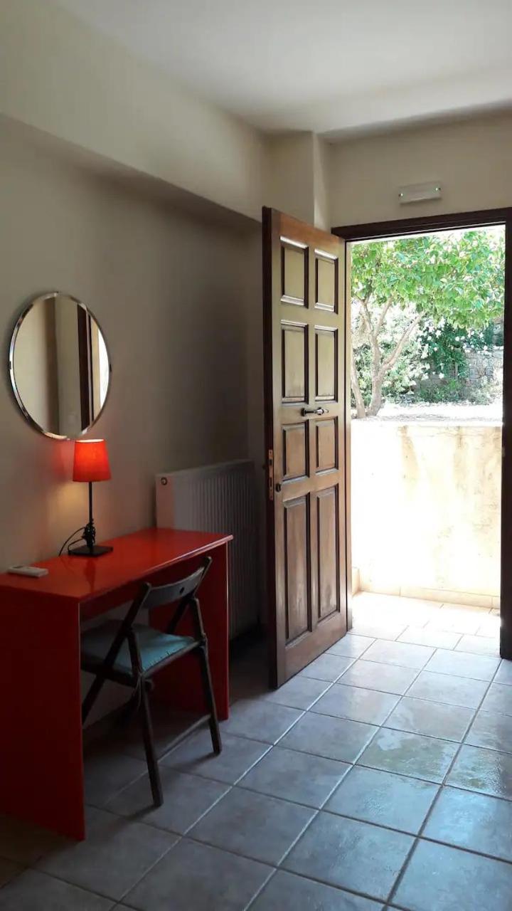 Karantonis House Apartman Leonídio Kültér fotó